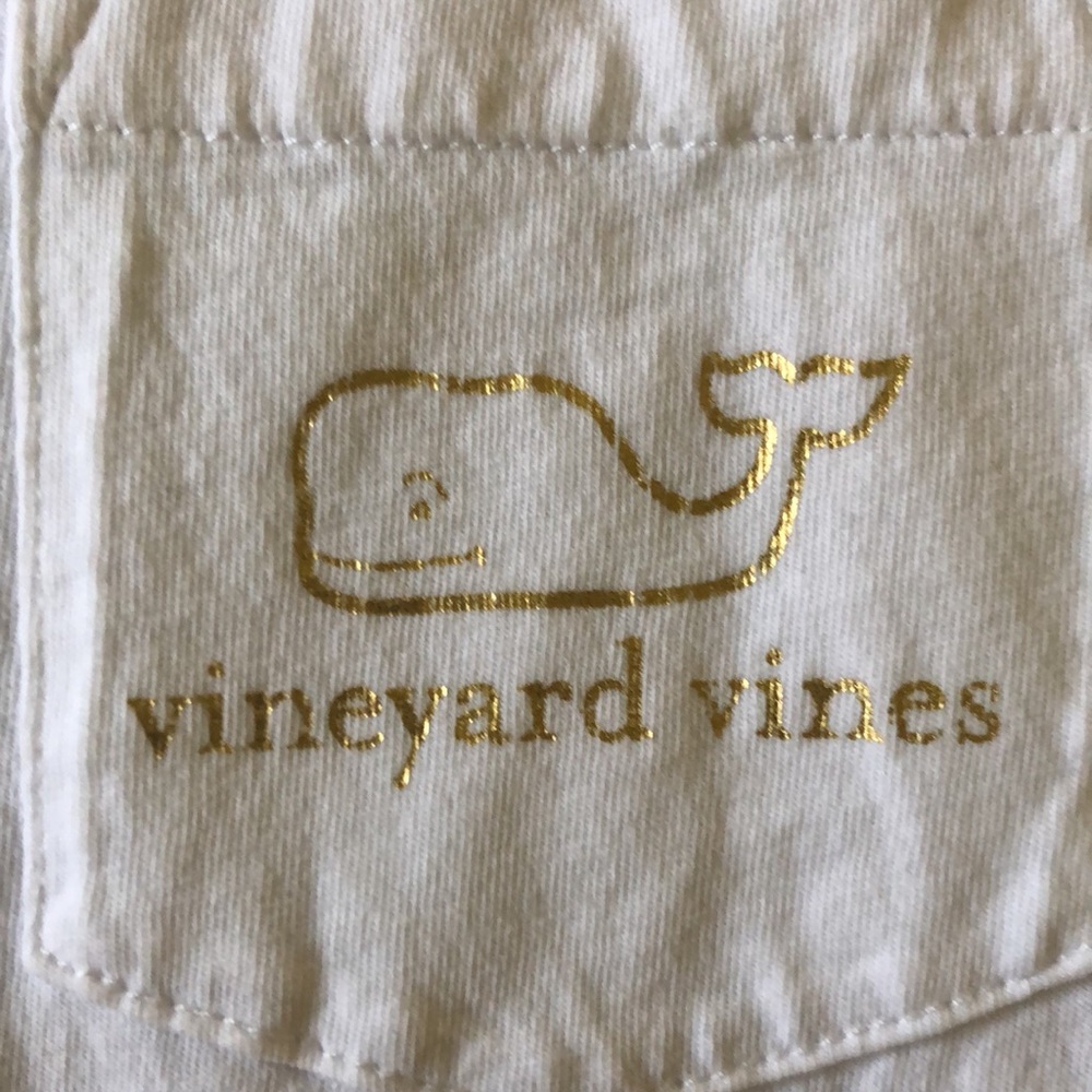 Vineyard Vines Long Sleeve tshirt